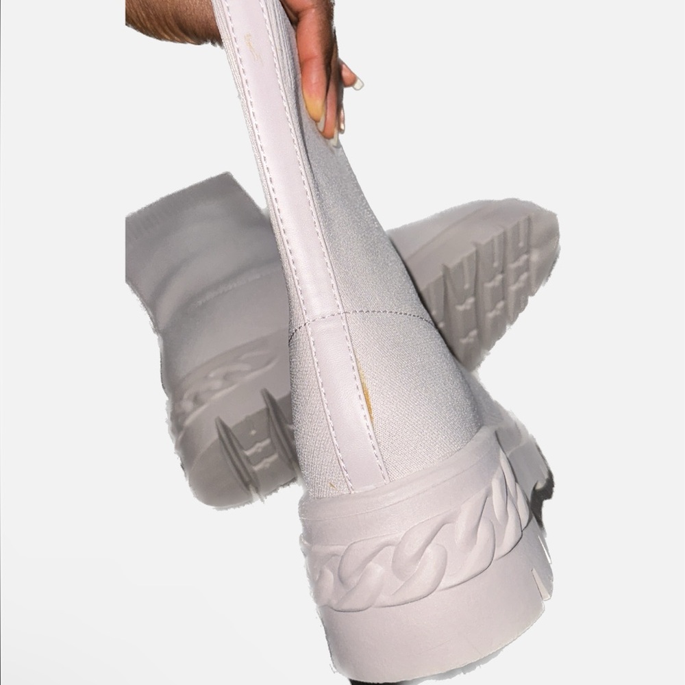 ALDO Big Act Chelsea Sock Booties NWOB - Picture 10 of 13